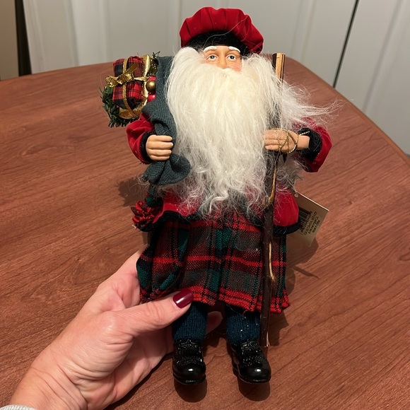 The Santas by Tina Mitchell, Vintage Scottish Santa. #905445 - Picture 5 of 8